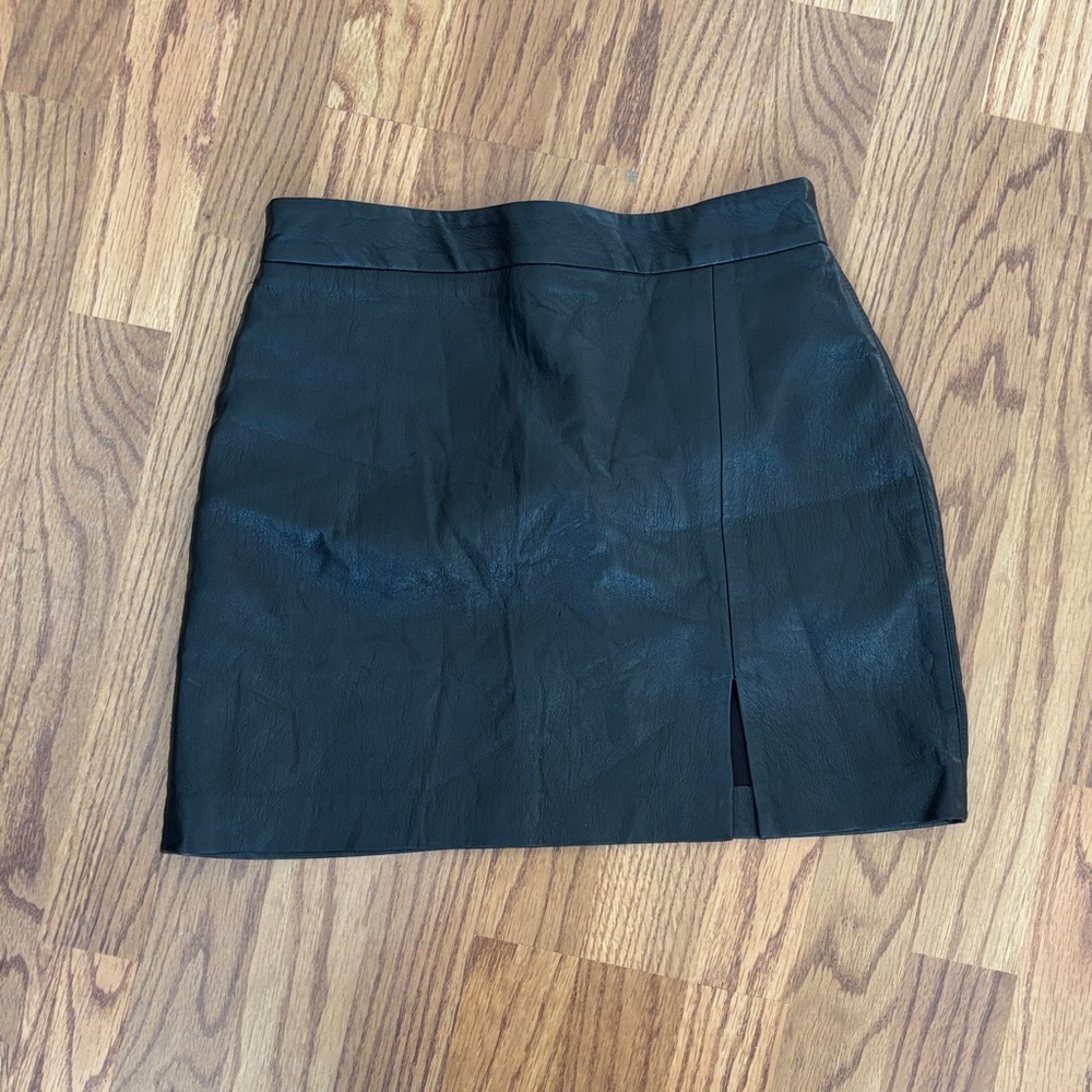 Aritzia black leather skirt - Picture 1 of 3